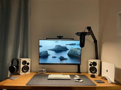 Computer science student’s M1 rig is a pile of Schiit [Setups] | Cult of Mac