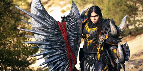 World Cosplayer Spent Nearly 1000 Hours On Their Armor - Gamerstail