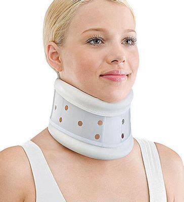 Adjustable height cervical collar with chin rest 01-2-008 Vita