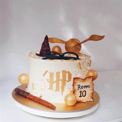 Harry Potter cake toppers, Food & Drinks, Homemade Bakes on Carousell