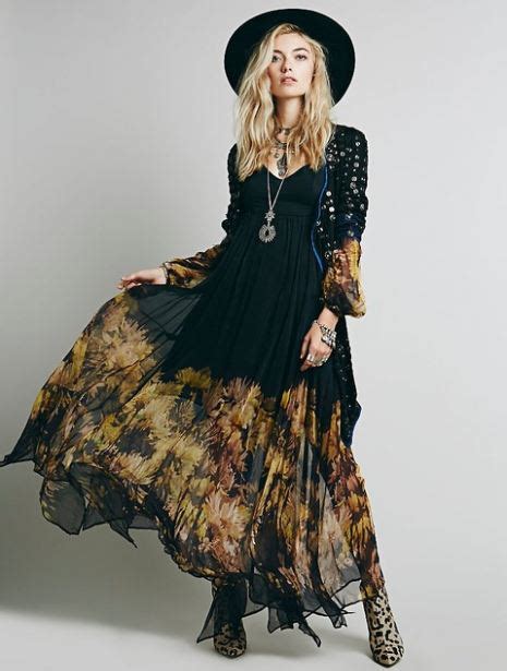 Gypsy Clothing Basics: How To Put Together Wearable Bohemian Outfits