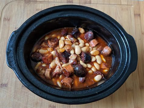 Fabada recipe in slow cooker - The Mediterranean Table