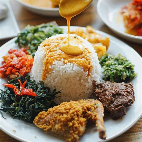 Makanan Khas Indonesia Bikin Orang yang Mengkonsumsi Kecanduan - Uprint.id