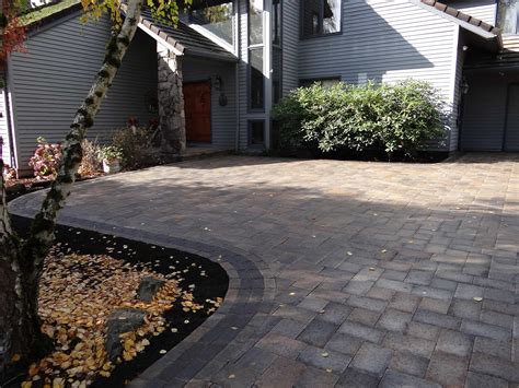 Paver Driveway Installation | Stone Paving Inc