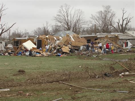 File:April 9, 2010 Mapleton, Iowa tornado damage.jpg - Wikipedia, the ...