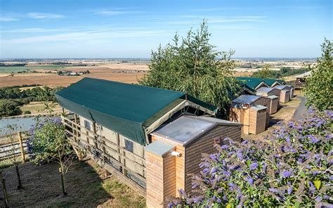 On safari in the UK: Glamping at Port Lympne Giraffe Lodge