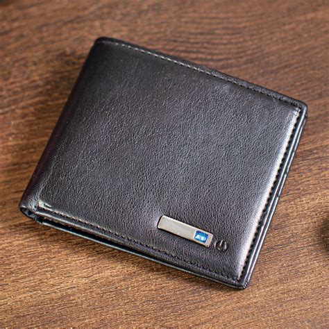 Bluetooth Tracker Wallet | Unique gifts for men, Accessories unique ...