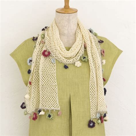 Crochet Scarf with Beautiful Flower Border