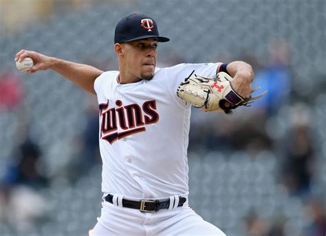 Jose Berrios exits with injury as Minnesota Twins sneak by Royals