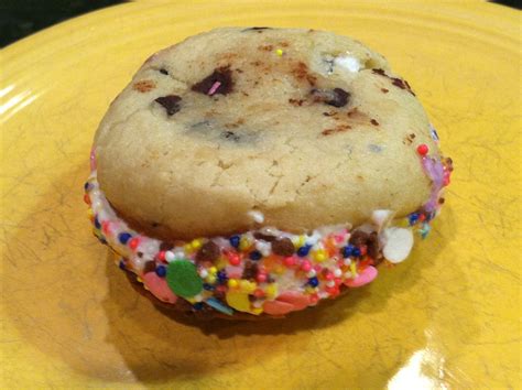 Mini Chocolate Chip Cookie Ice Cream Sandwiches | Mini chocolate chip cookies, Ice cream cookie ...