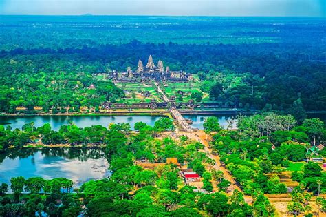 10 incredible ways to see Cambodia