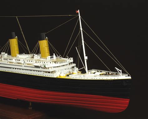 Amati RMS Titanic 1912 Wooden Model Ship Kit 1606 | Hobbies