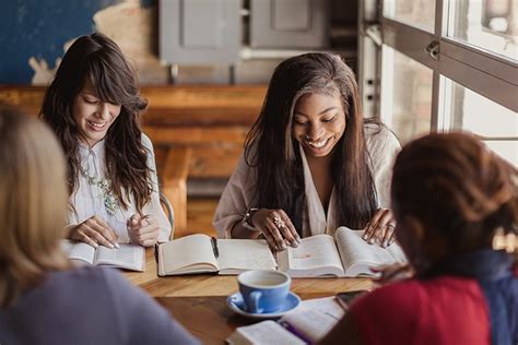 Leading Bible Study: How to Make Your Group Feel Like a Community ...