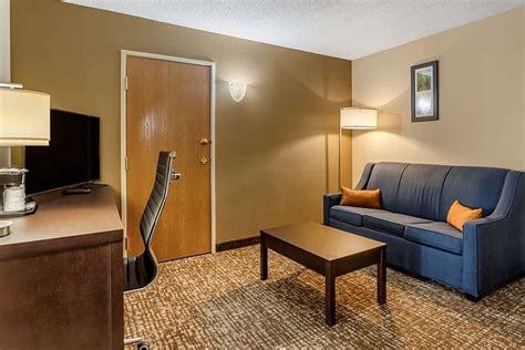 COMFORT INN PADUCAH I-24 - Updated 2024 Prices & Hotel Reviews (KY)