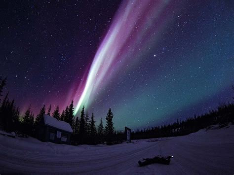 6 Incredible Photos of the Northern Lights in Yellowknife, Canada | Yellowknife, Northern lights ...