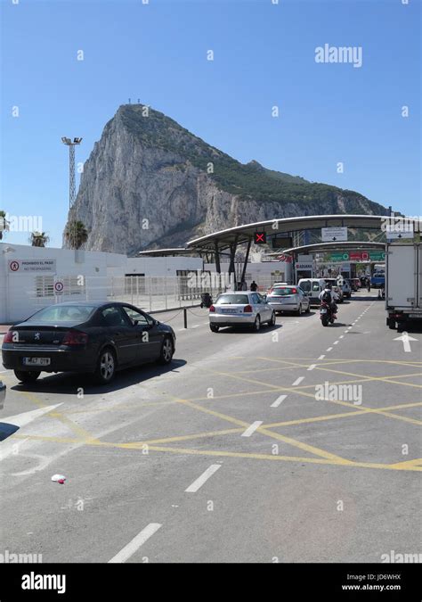 Spain border with Gibraltar Stock Photo - Alamy