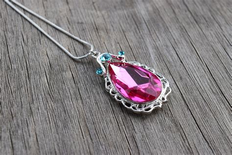 Pink Sofia the First Amulet Necklace Amulet of Avalor - Etsy Canada