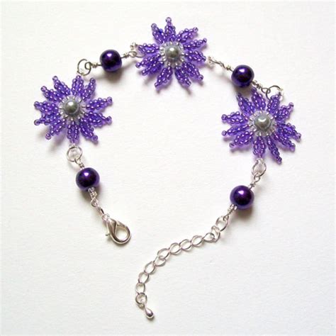 Bead-Woven Flowers: Jewelry Projects, Parts, and Patterns | FeltMagnet