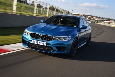 BMW M5 vs ALPINA B5 -- Which Super-5 is best?