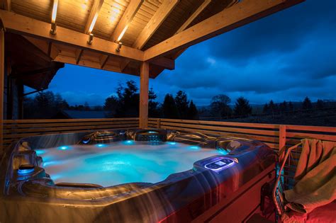 Swaledale Luxury Hot Tub Log Cabin with Log Fire - Chalets for Rent in ...