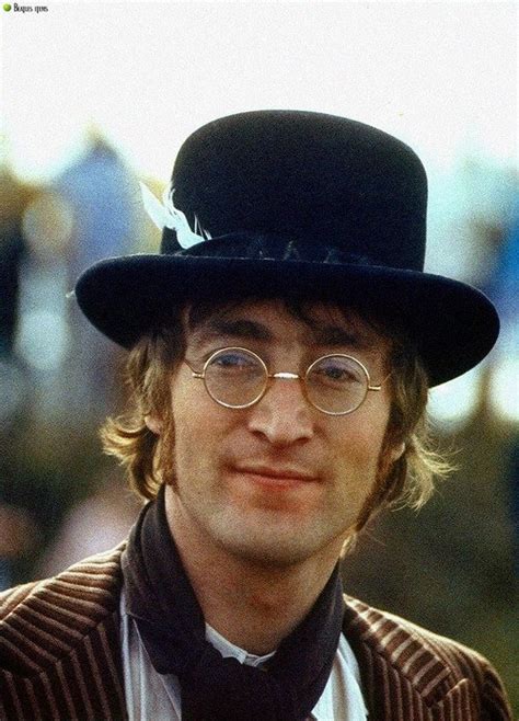 John & Hat | John lennon, The beatles, Lennon