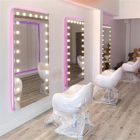 Beauty Salon Mirror with lights in Los Angeles | Salon suites decor, Salon interior design ...