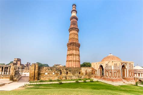 Delhi's Qutub Minar: Essential Travel Guide