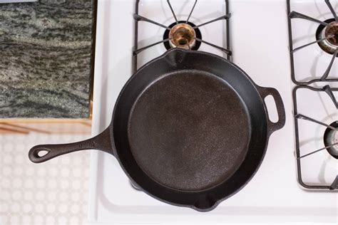 The 8 Best Cast Iron Pans of 2019