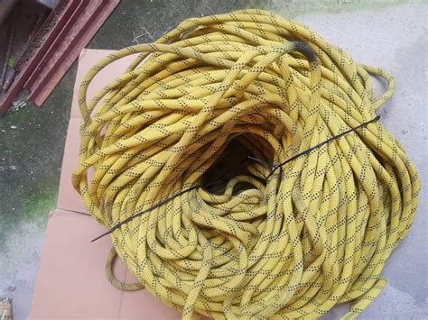 Kernmantle rope 12mm x 200m, Commercial & Industrial, Construction ...