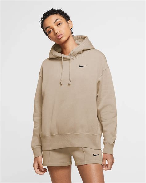 Pin by Campbell on TRENDS in 2021 | Nike hoodies for women, Nike sportswear women, Fleece ...