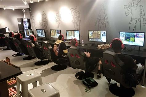 LAN Lords Gaming Centre | KOREATOWN: 703R Bloor St. West Rear-Basement | Gamer Lounge | BlogTO ...