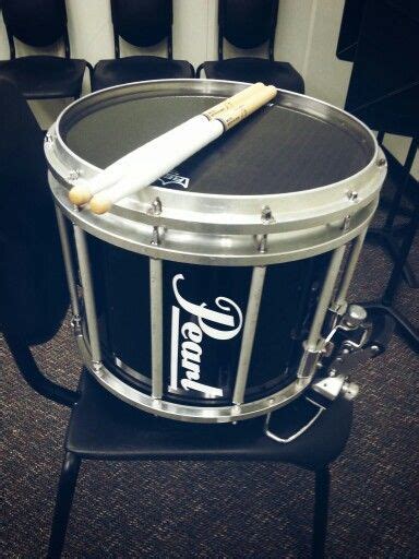 14" Black Pearl Marching snare drum. 14" Remo Black Max Drumhead DC50 ...