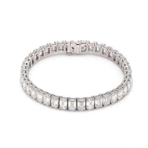 Share more than 75 emerald diamond tennis bracelet latest - ceg.edu.vn