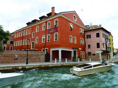 Hotel Moresco Venice - Travel Through Italy