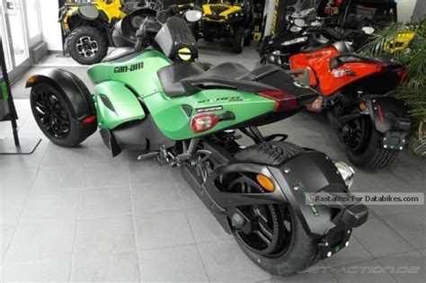 2012 BRP Can-Am Spyder RS-S SE5 + 500 € Accessories!