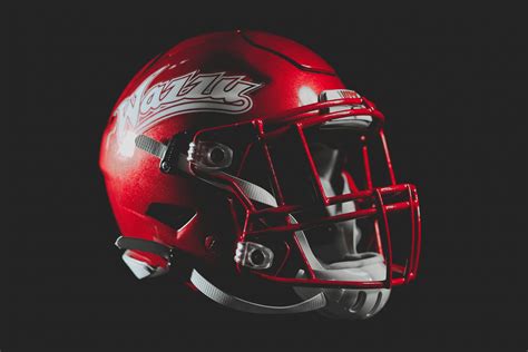 Washington State debuts new script 'Wazzu' helmets for Utah game - Saturday Out West