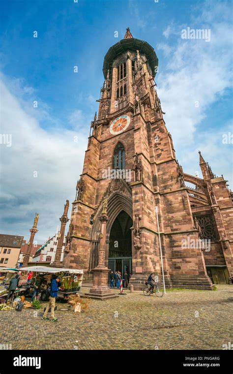 Freiburg cathedral hi-res stock photography and images - Alamy