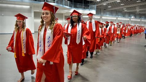 Apollo High School graduation 2017