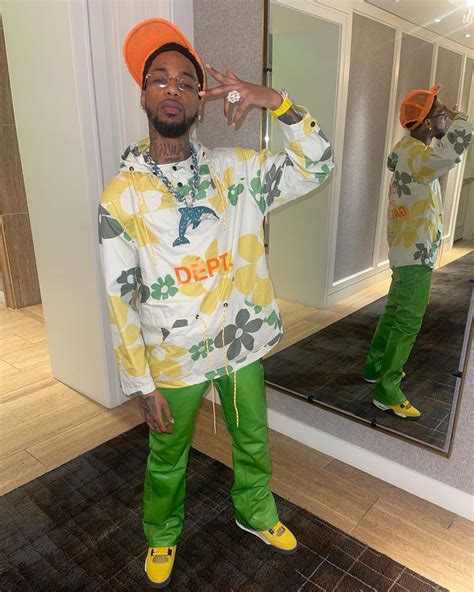 Key Glock Outfit from June 15, 2022 | WHAT’S ON THE STAR?