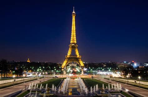 Eiffel Tower | Eiffel tower, Paris skyline, Places to visit