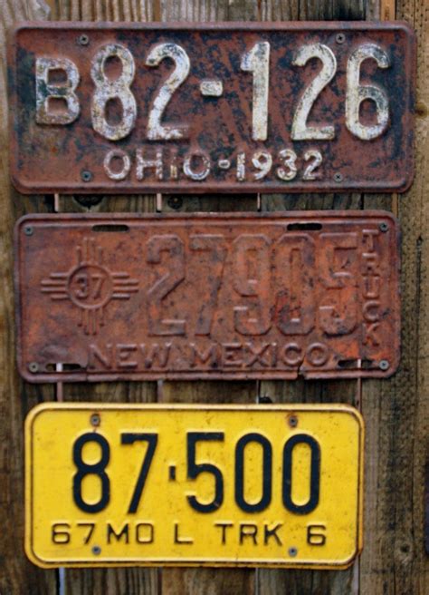 See 200 vintage license plates for all the American states & beyond - Click Americana