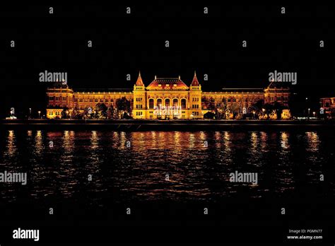 Budapest by night Stock Photo - Alamy