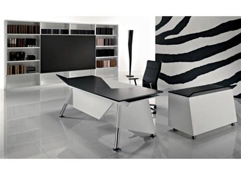 Black&White Office Furniture | Arredamento da ufficio, Ufficio bianco ...