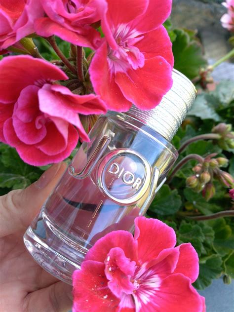 Joy by Dior Dior perfume - a fragrance for women 2018