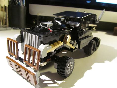 Geek Art Gallery: Lego Creation: Mad Max War Rig