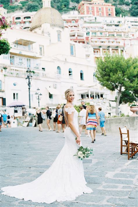 A Positano Wedding that Will Turn You into a Destination Bride | Bride, Destination wedding ...