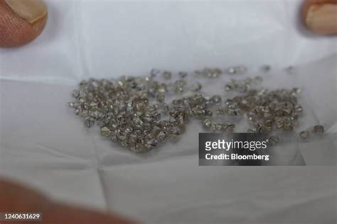 352 Surat Diamond Stock Photos, High-Res Pictures, and Images - Getty Images