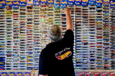 Firestone man grows Hot Wheels car collection to more than 30,000 ...