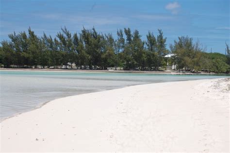 Bahamas Real Estate on Russell Island For Sale - ID 13609