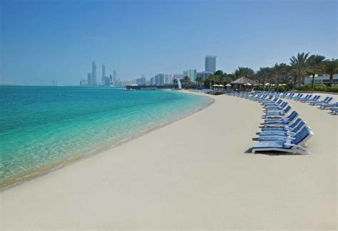 Hilton Abu Dhabi hotel beach awarded Blue Flag - Recreation - HOTELIER ...